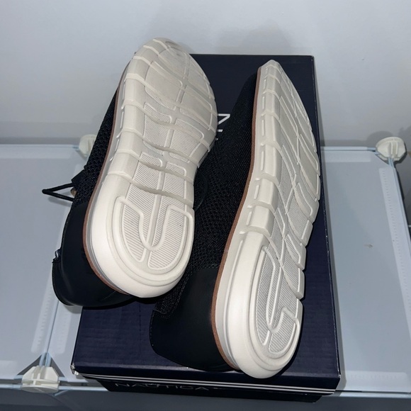 NAUTICA MEN’S LIGHTWEIGHT OXFORD - Picture 4 of 6